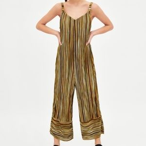 Zara PLEATED JUMPSUIT